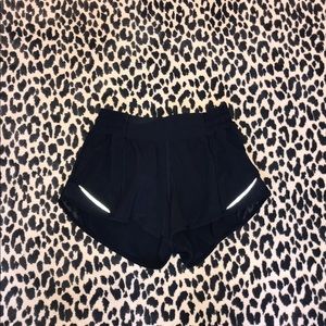 Lululemon Navy Hotty Hot Shorts 2.5”